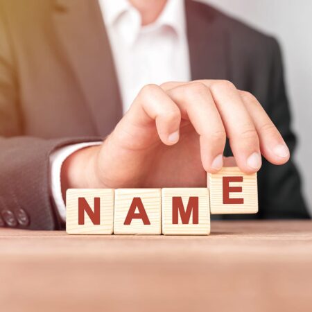 وکیل تغییر نام
